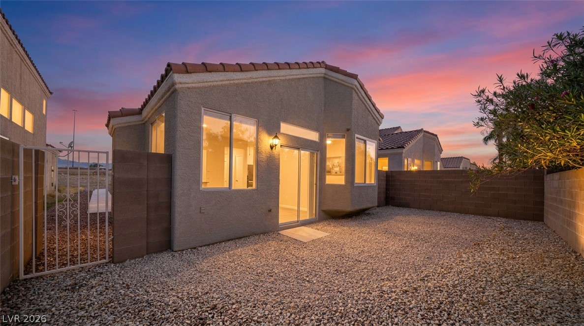 9588 Ensworth Street Las Vegas NV 89123