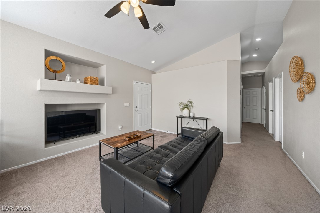 9588 Ensworth Street Las Vegas NV 89123