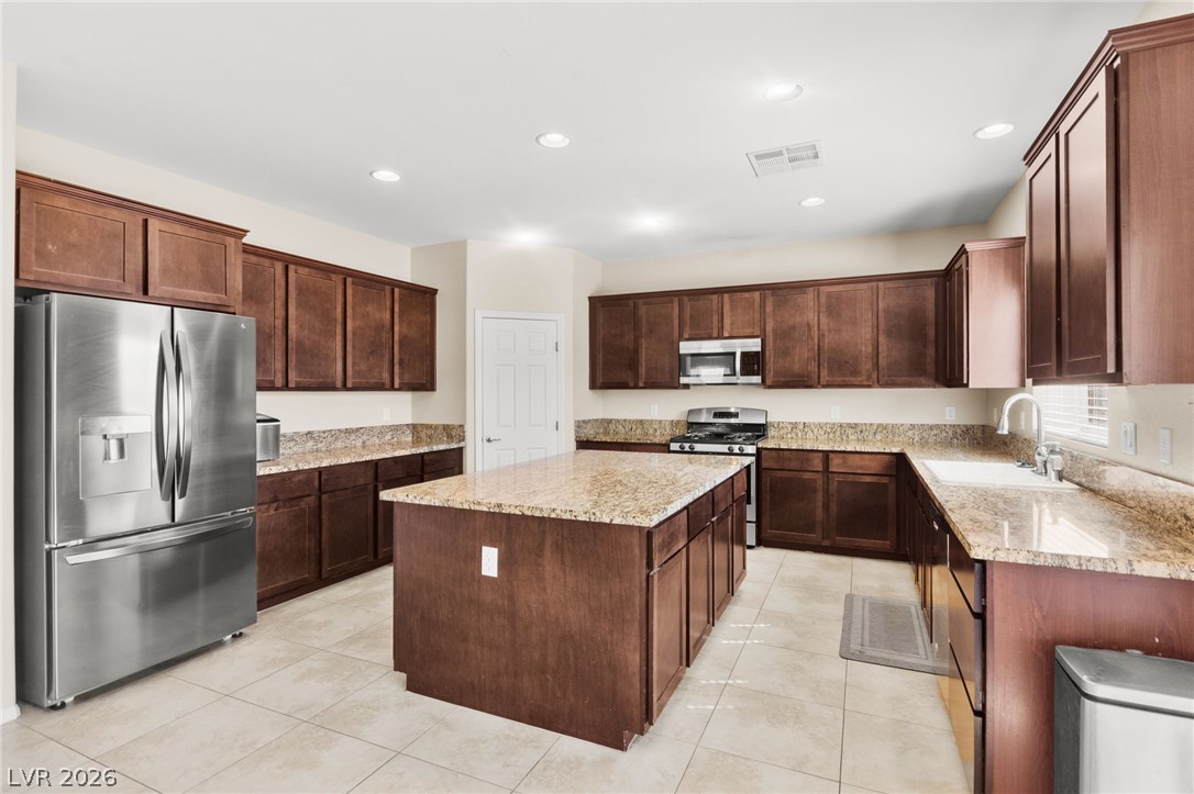 1517 Blues Lane North Las Vegas NV 89081