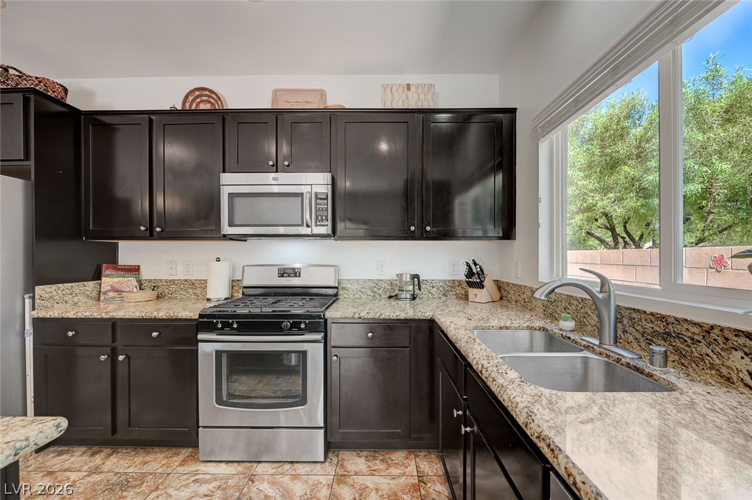 7165 Summer Air Avenue Las Vegas NV 89179