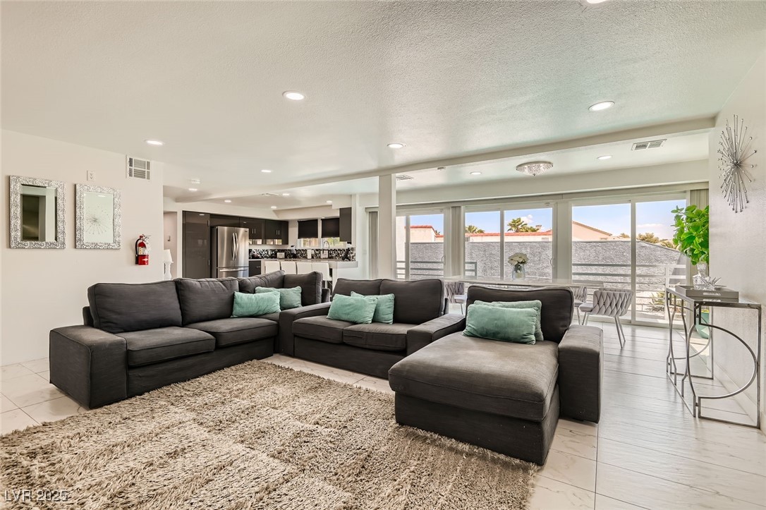2520 Castlesands Way Las Vegas NV 89121