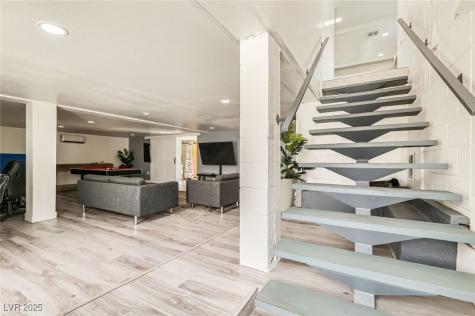 2520 Castlesands Way Las Vegas NV 89121