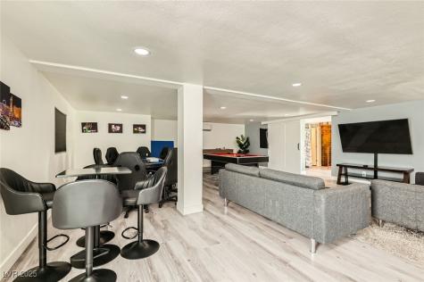 2520 Castlesands Way Las Vegas NV 89121