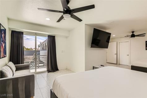 2520 Castlesands Way Las Vegas NV 89121