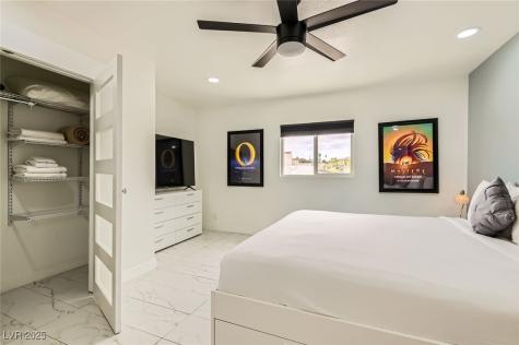 2520 Castlesands Way Las Vegas NV 89121