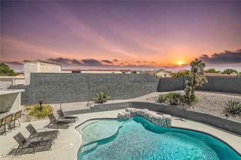 2520 Castlesands Way Las Vegas NV 89121