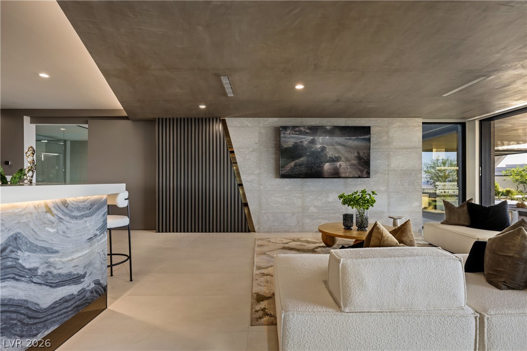 8 Chisel Crest Court Henderson NV 89012