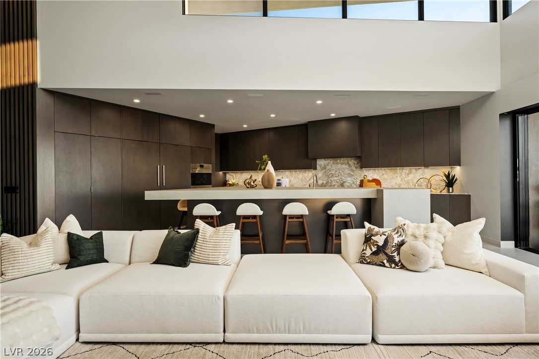 8 Chisel Crest Court Henderson NV 89012