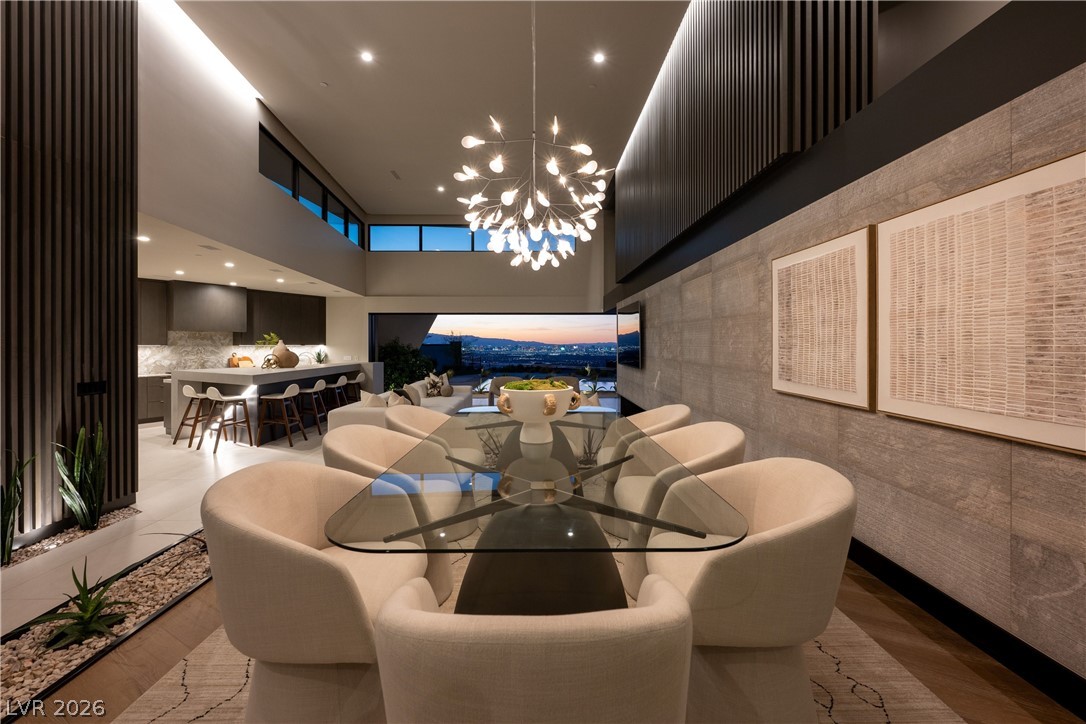 8 Chisel Crest Court Henderson NV 89012