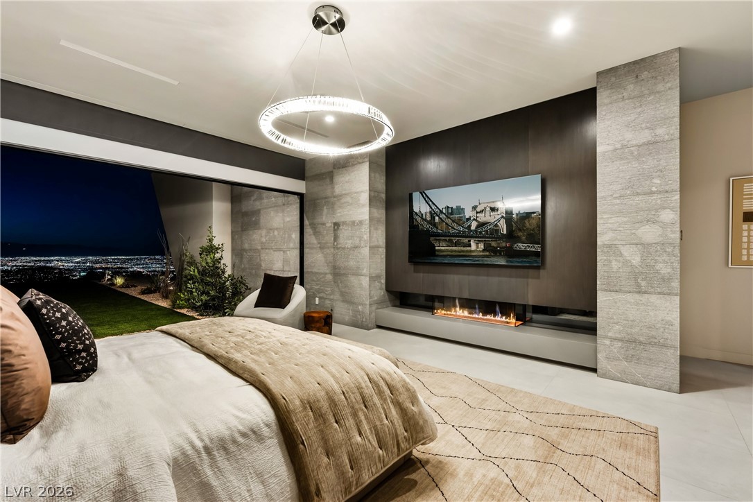 8 Chisel Crest Court Henderson NV 89012