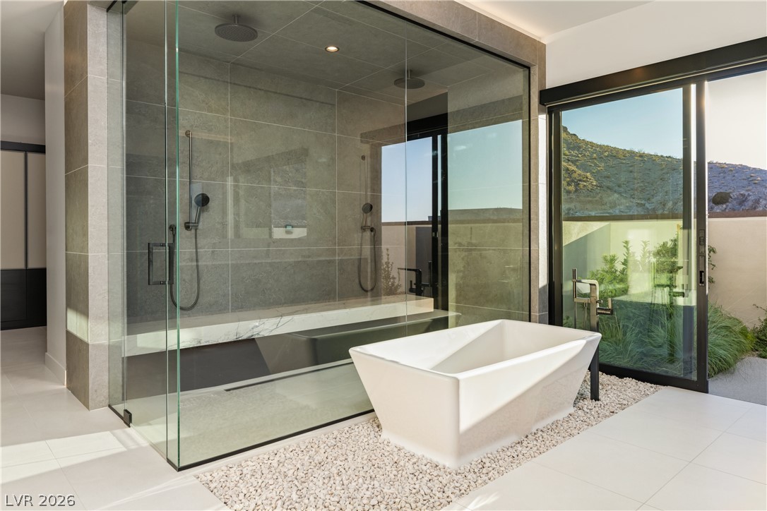 8 Chisel Crest Court Henderson NV 89012