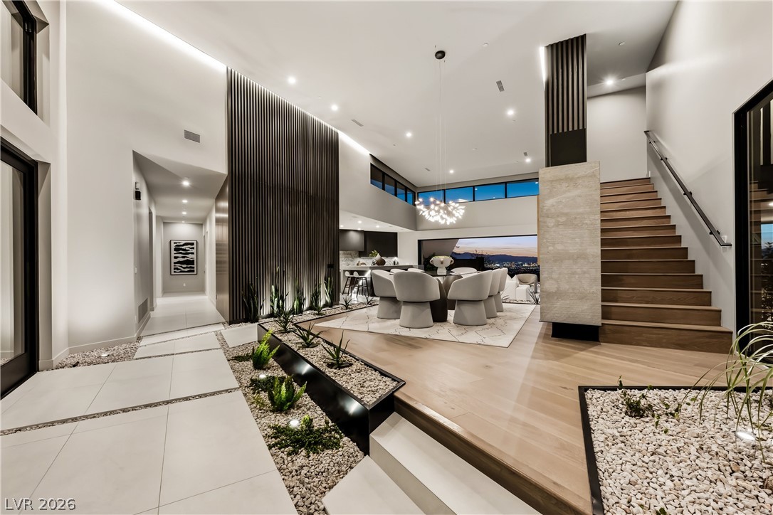 8 Chisel Crest Court Henderson NV 89012