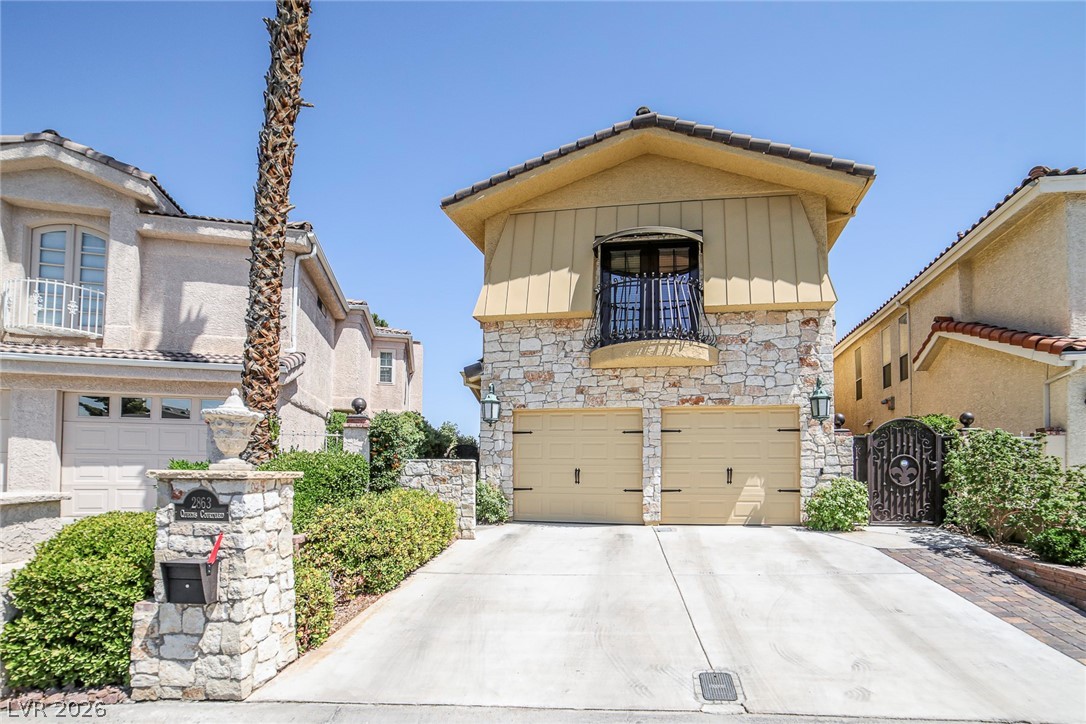 2863 Queens Courtyard Drive Las Vegas NV 89109