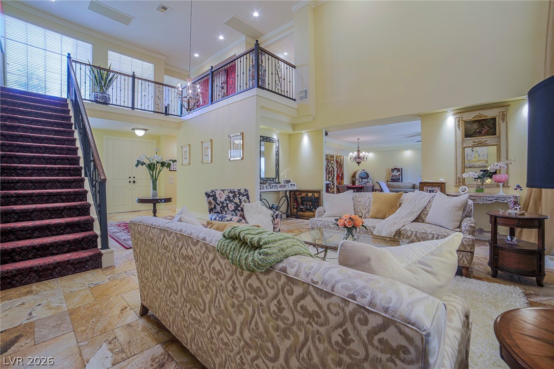 2863 Queens Courtyard Drive Las Vegas NV 89109