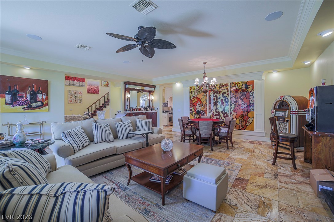 2863 Queens Courtyard Drive Las Vegas NV 89109