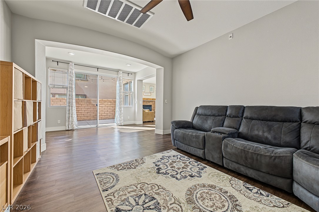 517 Ivy Spring Street Las Vegas NV 89138