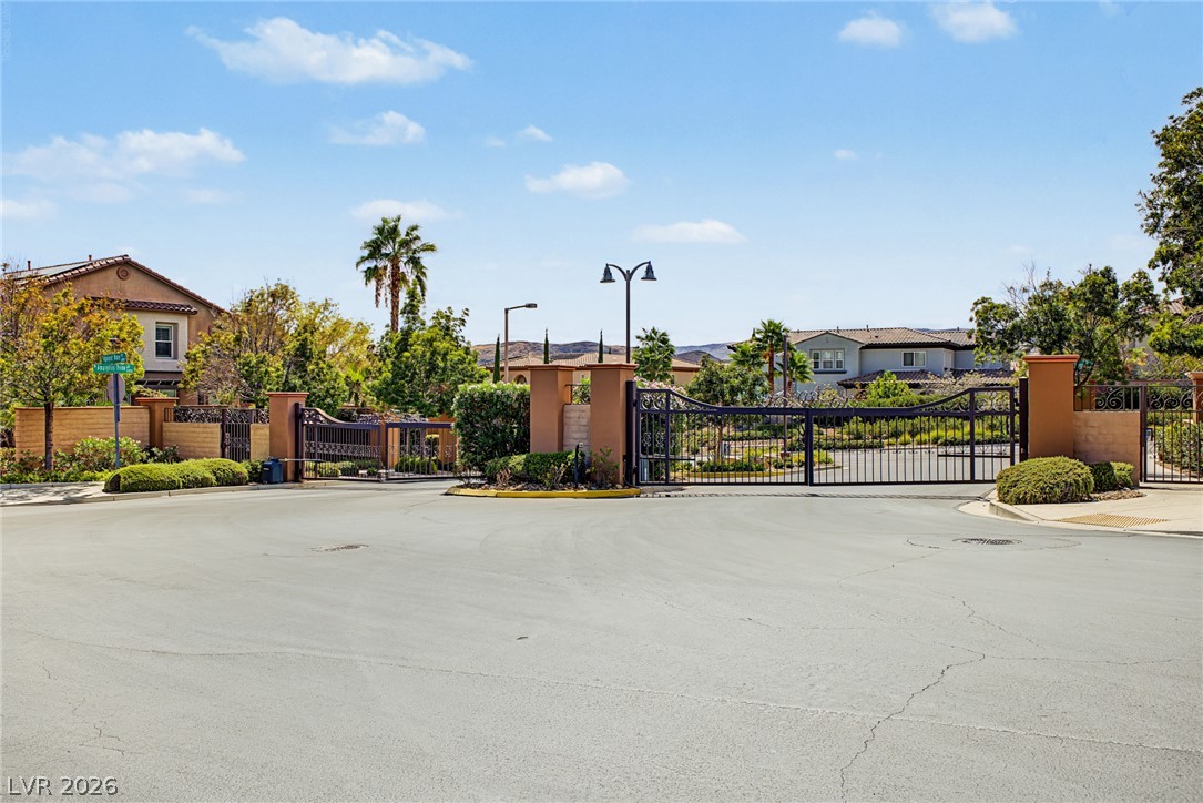 517 Ivy Spring Street Las Vegas NV 89138