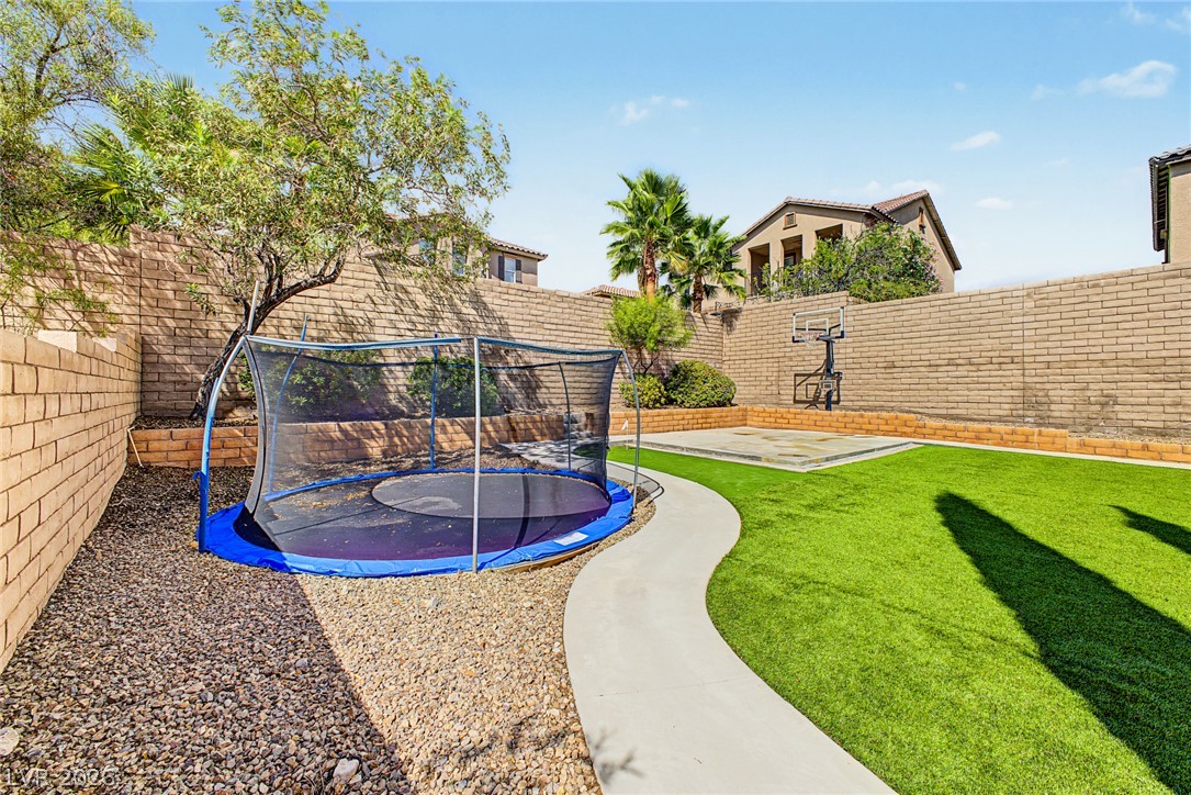 517 Ivy Spring Street Las Vegas NV 89138