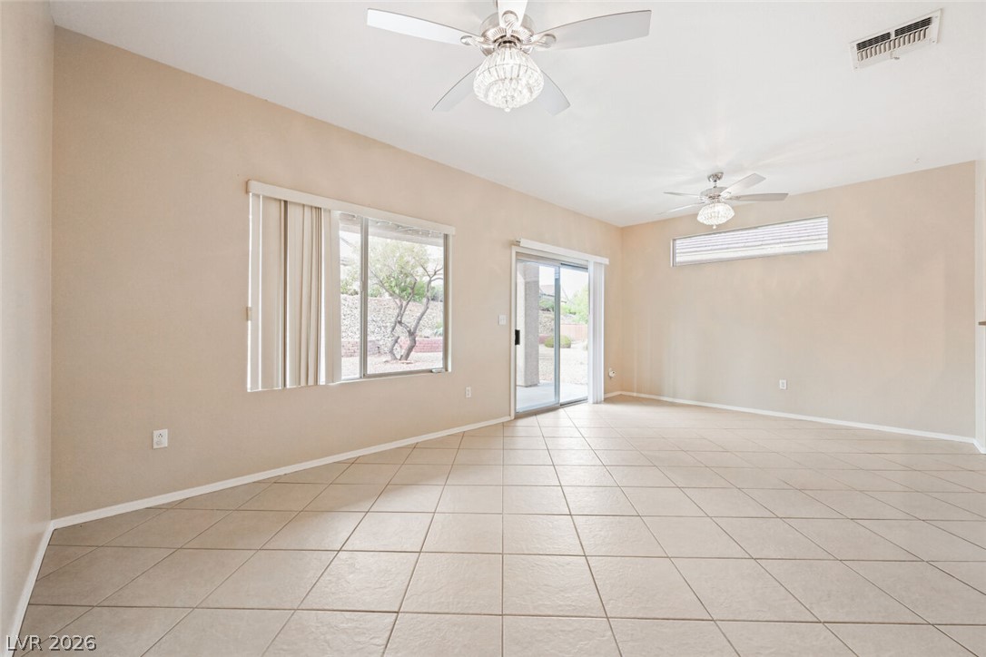 1813 Tiger Creek Avenue Henderson NV 89012