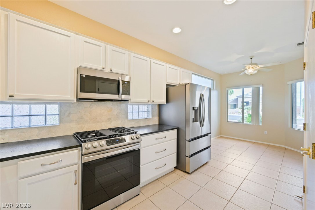 1813 Tiger Creek Avenue Henderson NV 89012