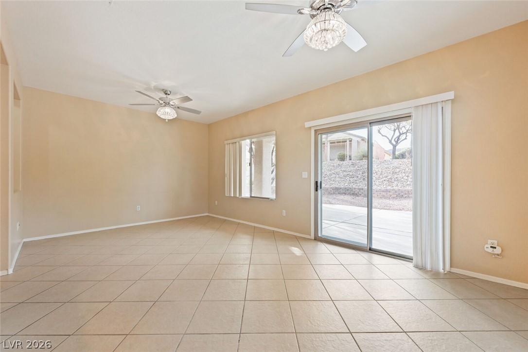 1813 Tiger Creek Avenue Henderson NV 89012