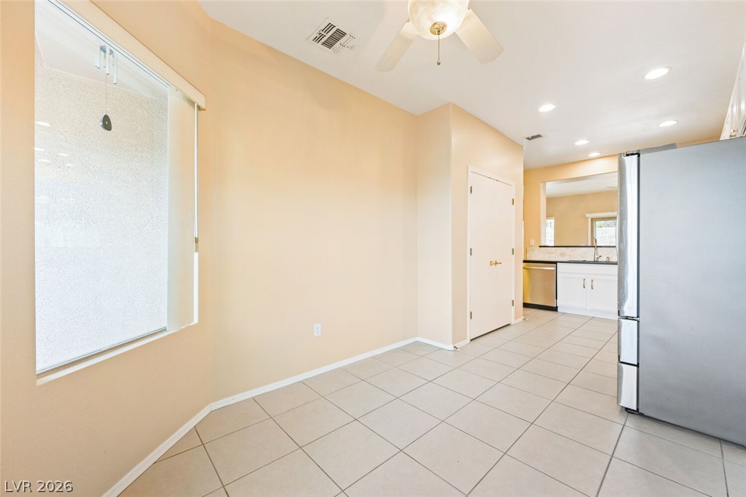 1813 Tiger Creek Avenue Henderson NV 89012