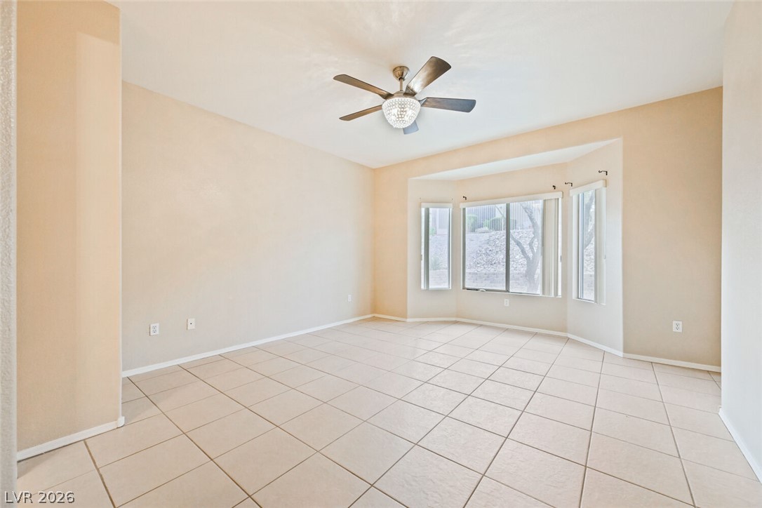 1813 Tiger Creek Avenue Henderson NV 89012