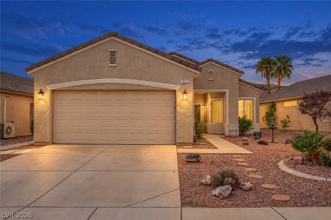 1813 Tiger Creek Avenue Henderson NV 89012