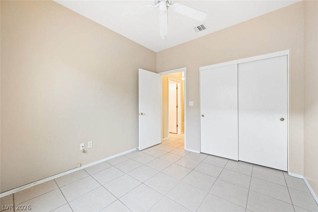 1813 Tiger Creek Avenue Henderson NV 89012