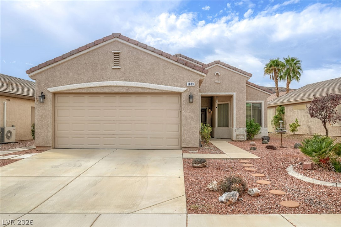 1813 Tiger Creek Avenue Henderson NV 89012