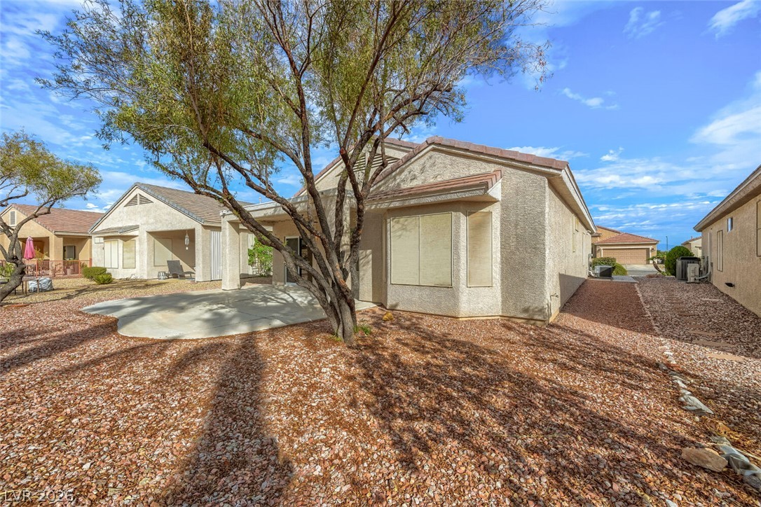 1813 Tiger Creek Avenue Henderson NV 89012
