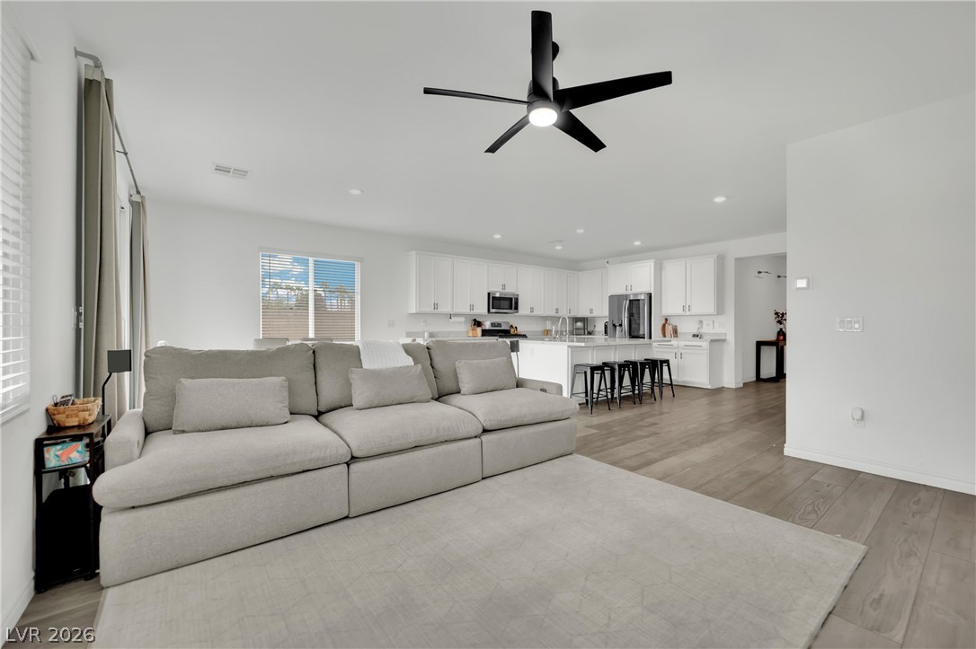 5331 Tavera Cliff Court Las Vegas NV 89118