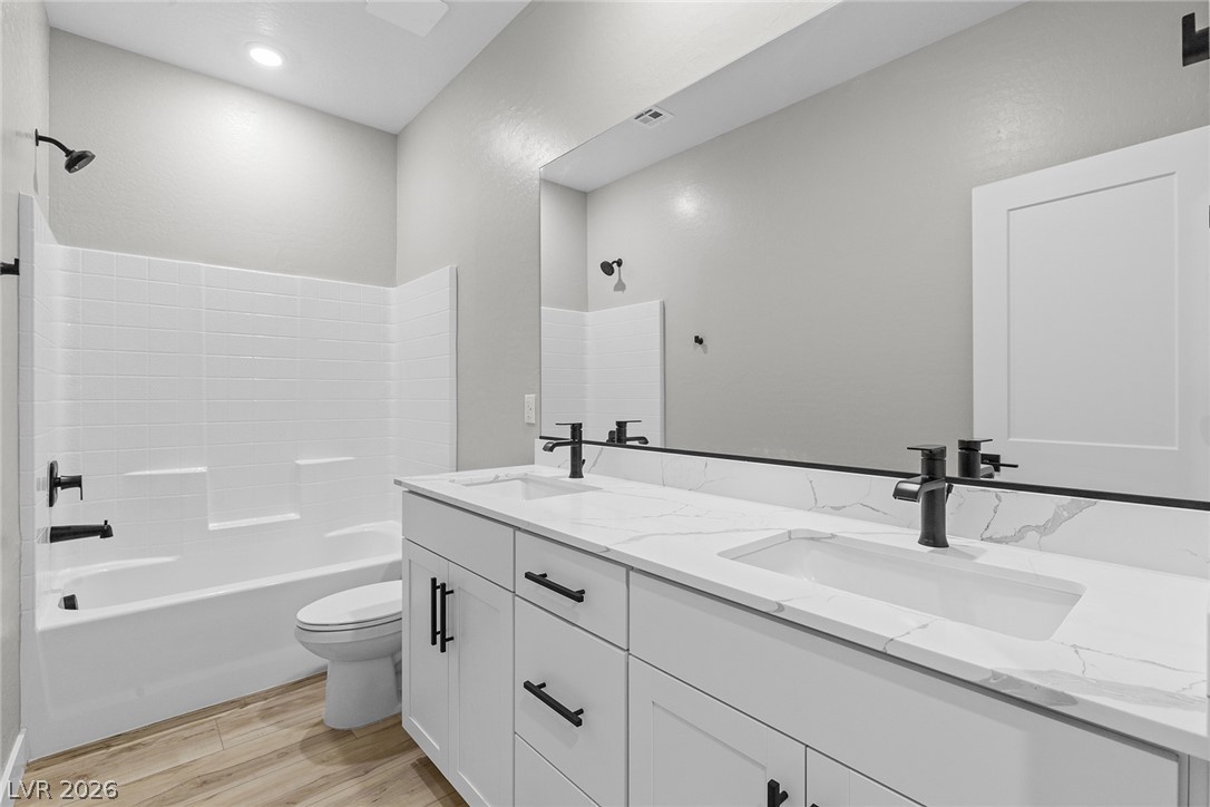 4516 Cave Lake Avenue North Las Vegas NV 89032