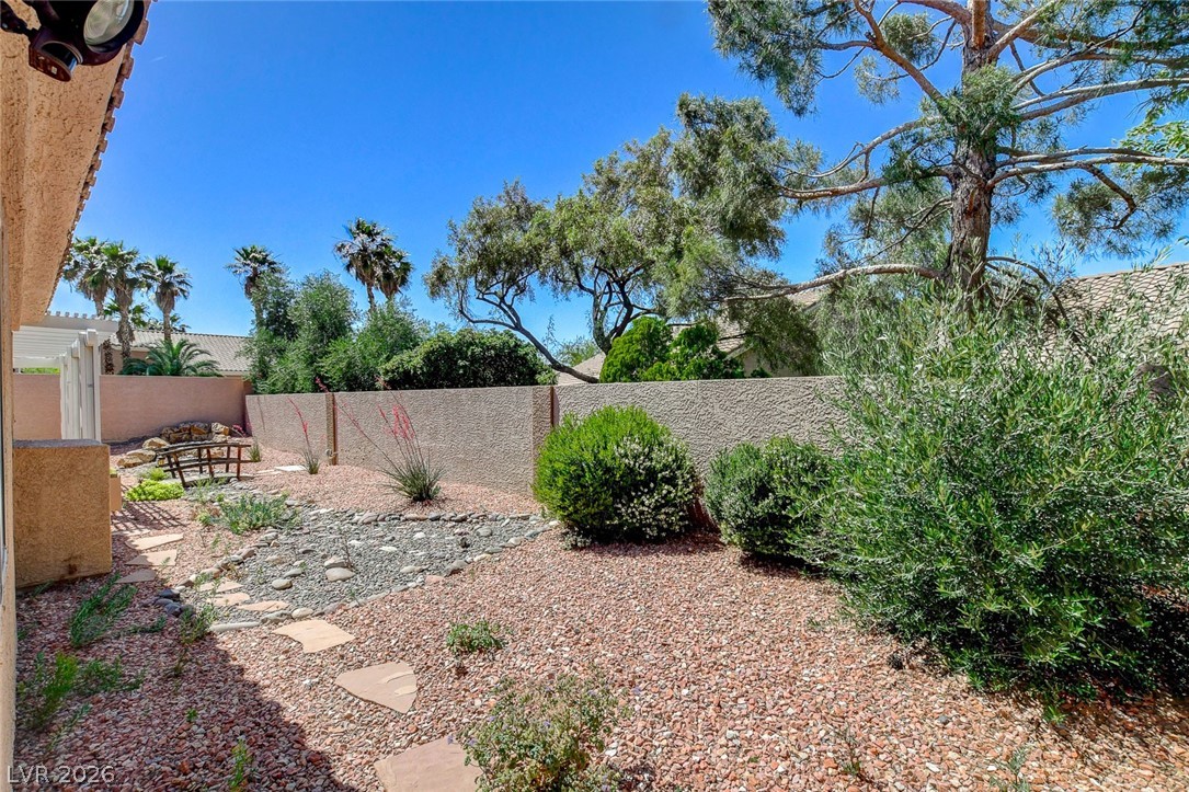 223 Chestnut Ridge Circle Henderson NV 89012