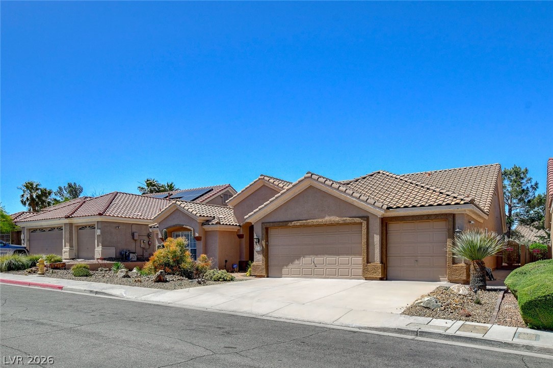 223 Chestnut Ridge Circle Henderson NV 89012