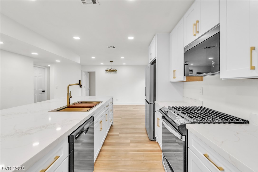 4132 Butterfield Way Las Vegas NV 89103