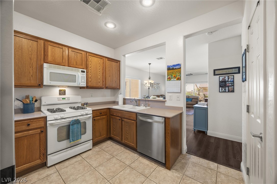 7940 Fantail Drive North Las Vegas NV 89084