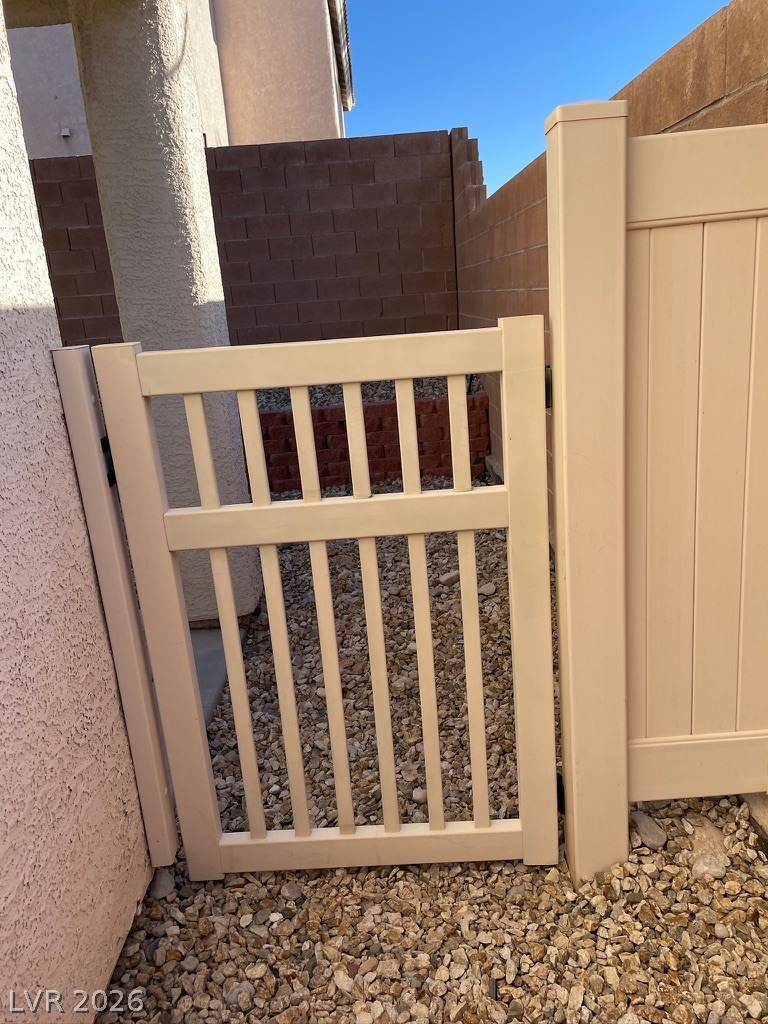 8912 Snowtrack Avenue Las Vegas NV 89149