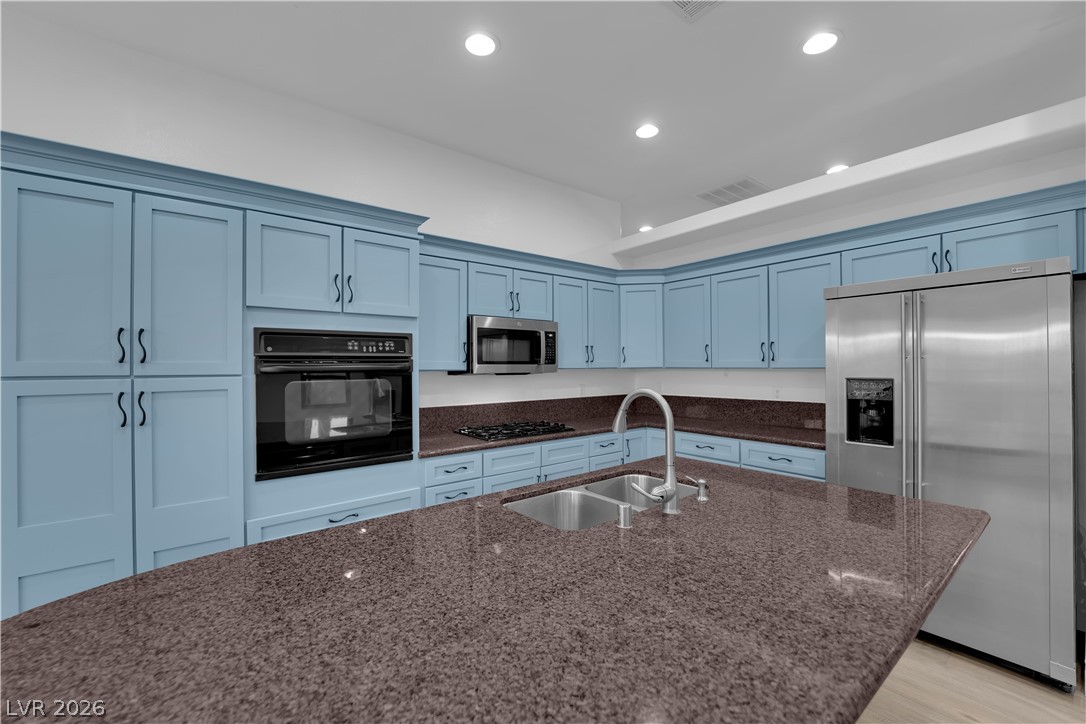 801 White Falcon Street Las Vegas NV 89144