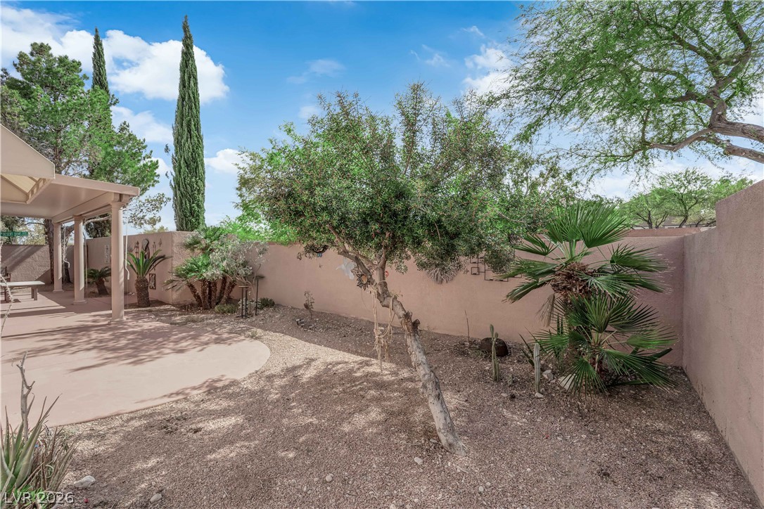 801 White Falcon Street Las Vegas NV 89144