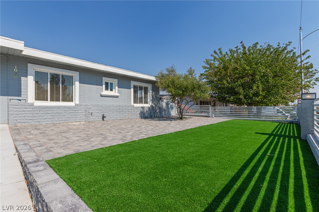 1028 Nassau Drive Las Vegas NV 89108