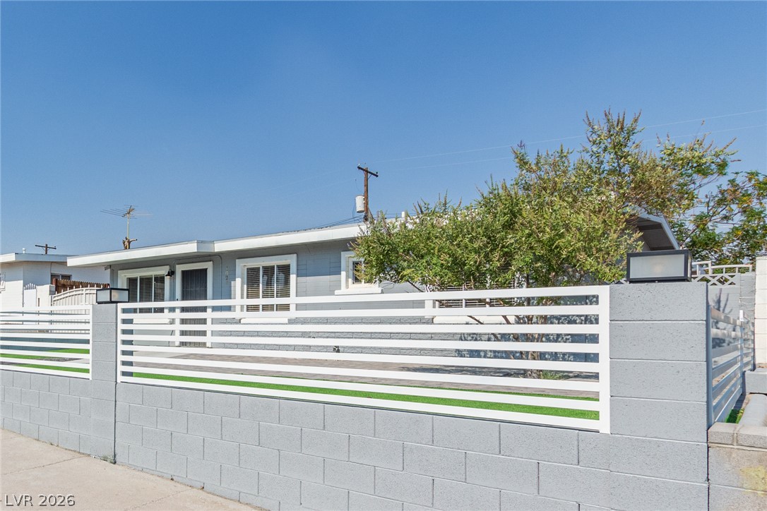 1028 Nassau Drive Las Vegas NV 89108