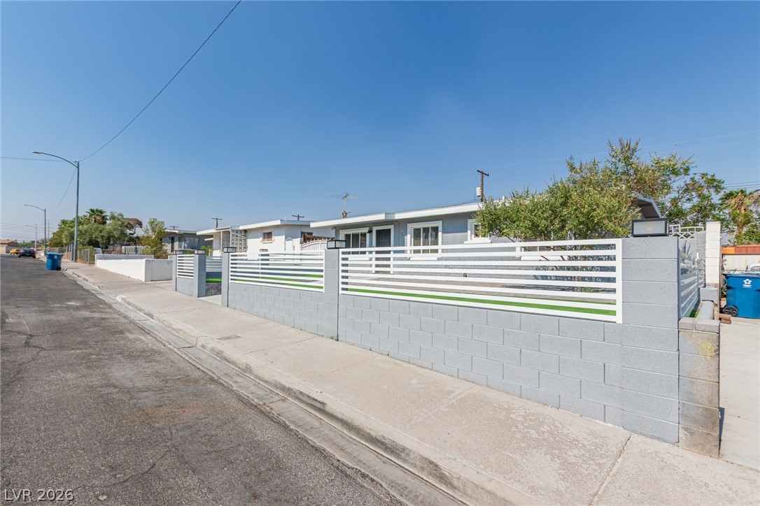 1028 Nassau Drive Las Vegas NV 89108