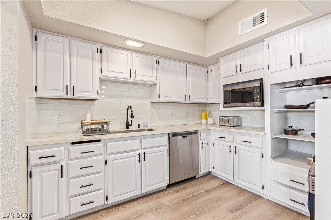 1028 Nassau Drive Las Vegas NV 89108