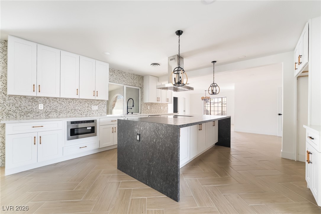 4501 Woodcrest Road Las Vegas NV 89121