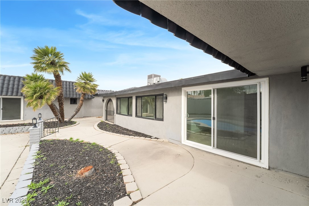 4501 Woodcrest Road Las Vegas NV 89121