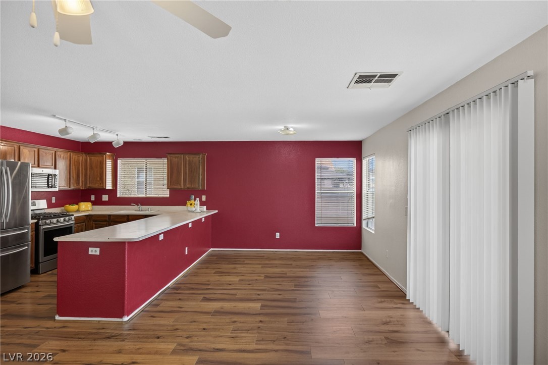 6070 Stone Hollow Avenue Las Vegas NV 89156