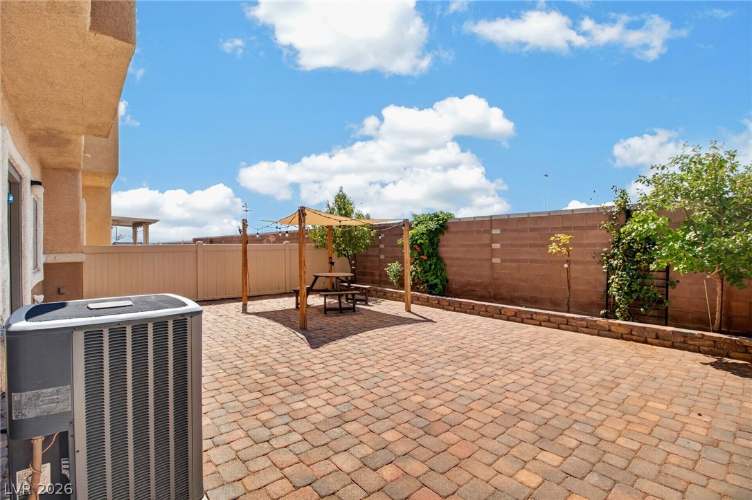 6749 Lookout Lodge Lane 2 North Las Vegas NV 89084