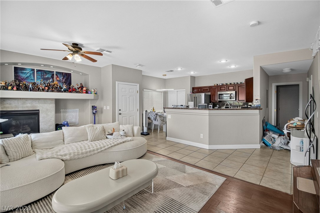 6749 Lookout Lodge Lane 2 North Las Vegas NV 89084