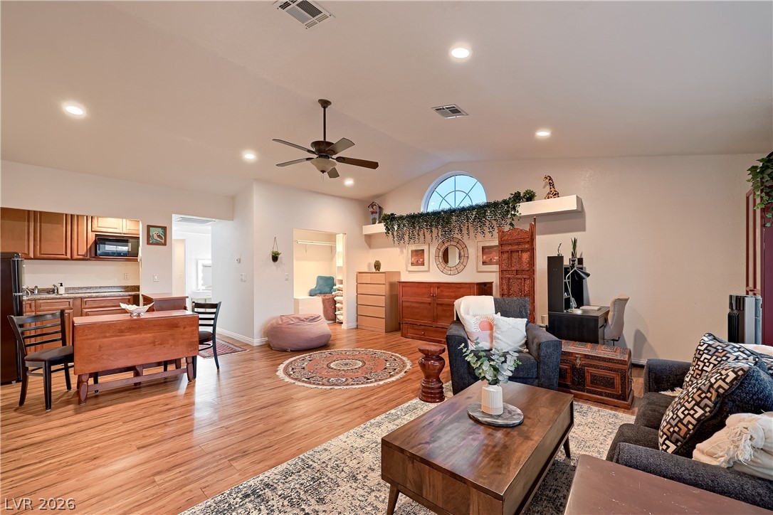 1027 Sidehill Way Las Vegas NV 89110